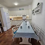 Nocľah s raňajkami Emese Buc