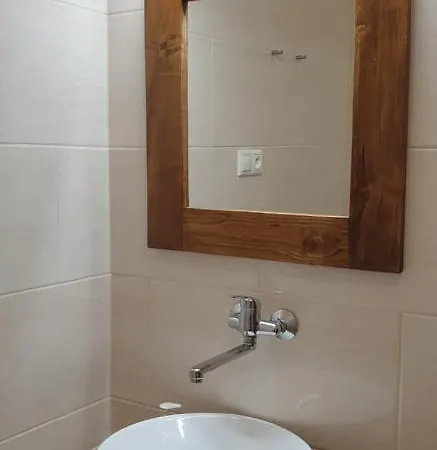 Bed & Breakfast Emese 3*