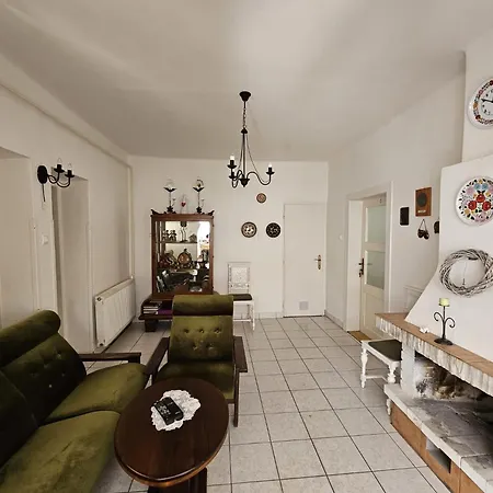 Alojamento de Acomodação e Pequeno-almoço Emese