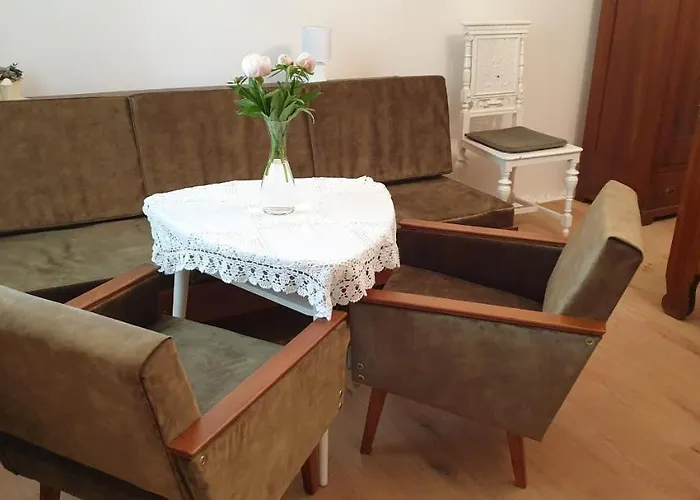 Emese לינה וארוחת בוקר Búč